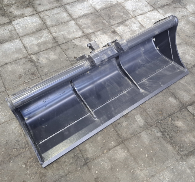 Benna per pulizia fossi per 28Q 1200mm