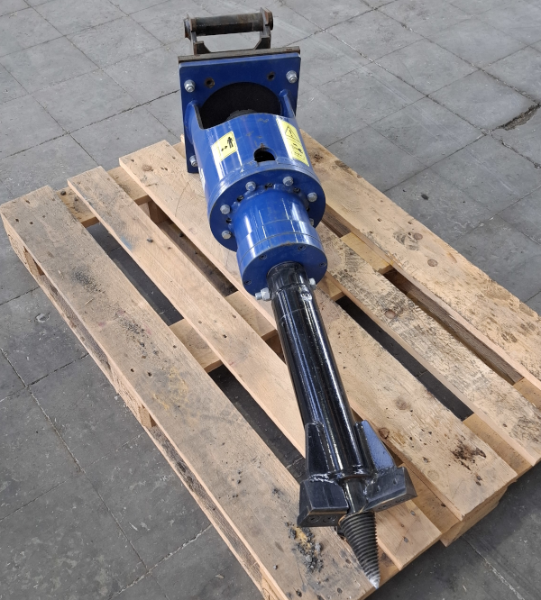 Trivella e punta per Mini Escavatori CNH 18Q