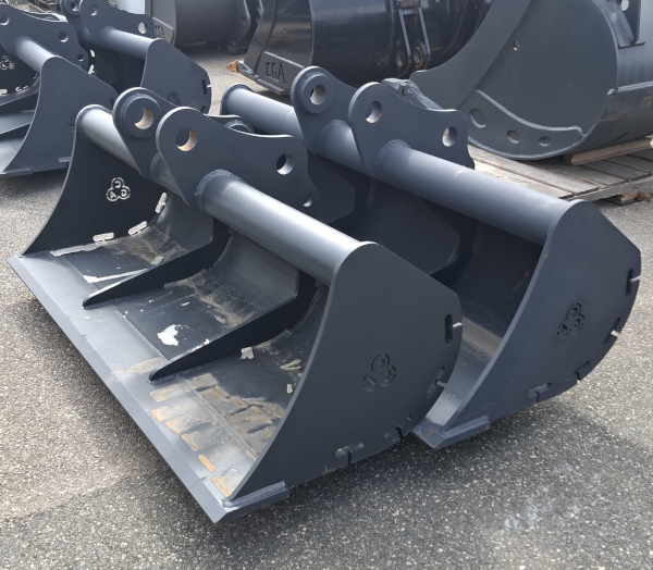 Benna pulizia fossi per Escavatori 145Q 1800mm