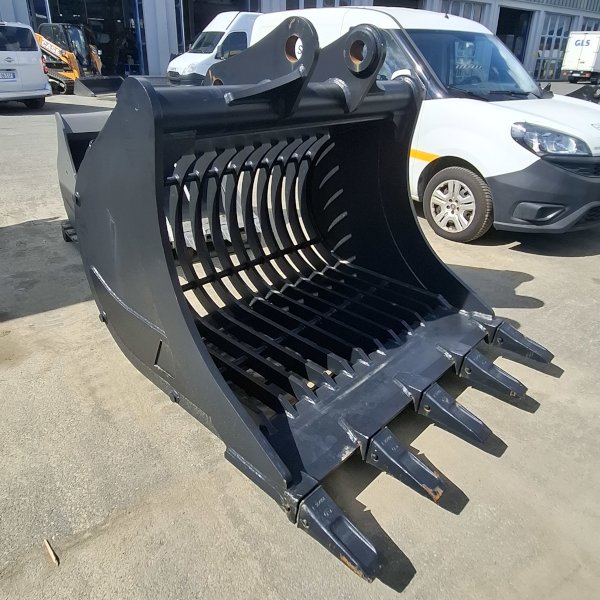 Benna grigliata per Escavatori da 240Q Benna grigliata per Escavatori da 240Q